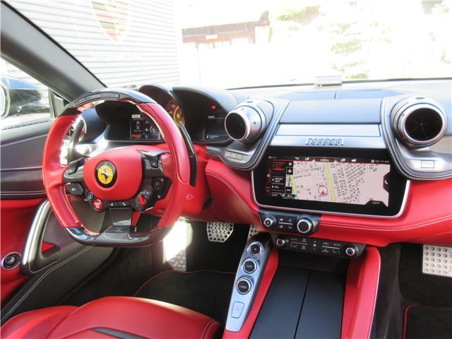 صورة مصغرة 17 لـ 2020 Ferrari GTC4 LUSSO
