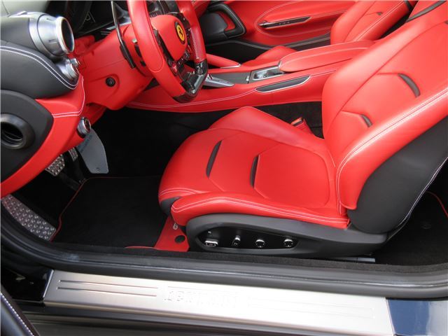 صورة مصغرة 25 لـ 2020 Ferrari GTC4 LUSSO