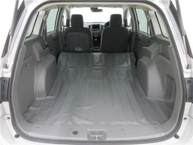 صورة مصغرة 12 لـ 2017 Nissan NV150AD