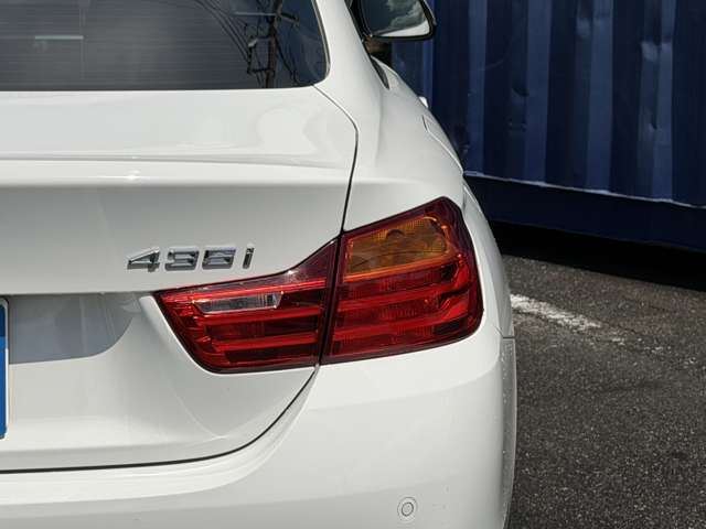 صورة 9 لـ 2014 BMW 4 SERIES COUPE
