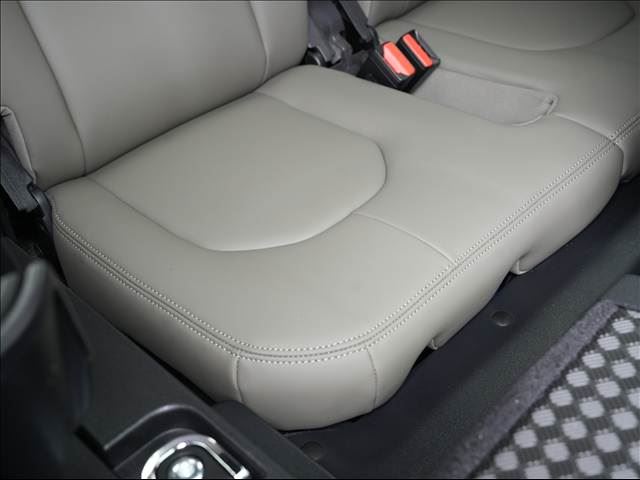 2022 LAND Rover DEFENDER — миниатюра 46