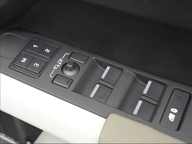 2022 LAND Rover DEFENDER — миниатюра 50