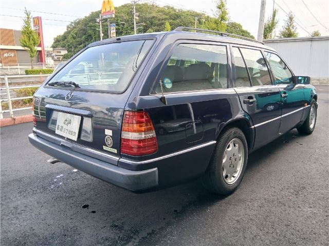 1996 Mercedes-BENZ E-CLASS 缩略图 8