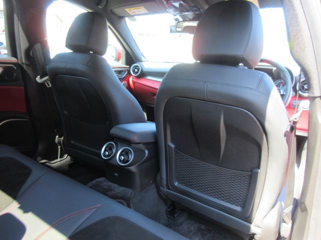 2021 ALFA Romeo JULIA 缩略图 38