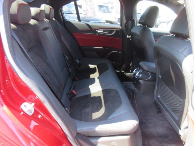 2021 ALFA Romeo JULIA 缩略图 39