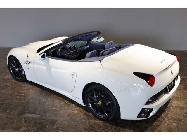 صورة مصغرة 26 لـ 2009 Ferrari CALIFORNIA