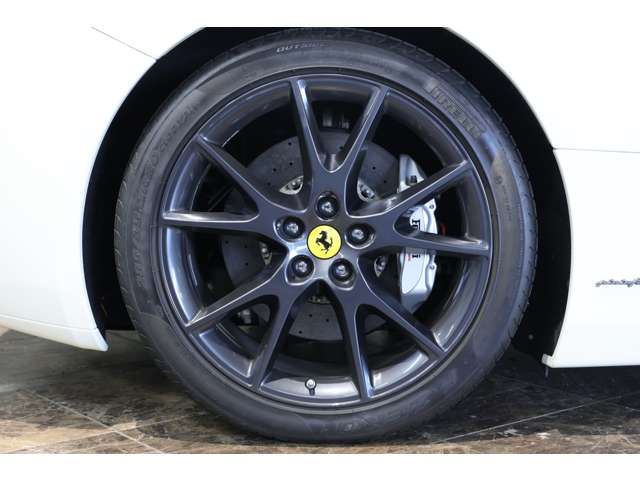 صورة مصغرة 37 لـ 2009 Ferrari CALIFORNIA