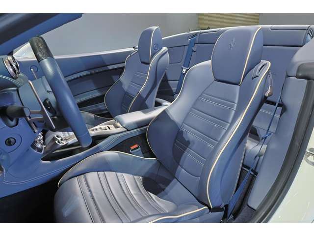 صورة مصغرة 43 لـ 2009 Ferrari CALIFORNIA