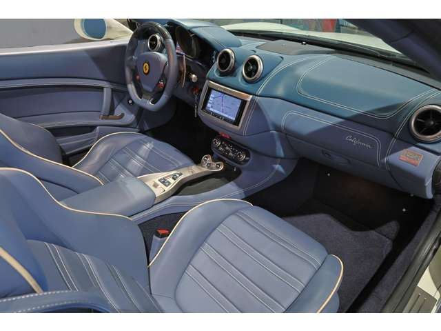 صورة مصغرة 47 لـ 2009 Ferrari CALIFORNIA