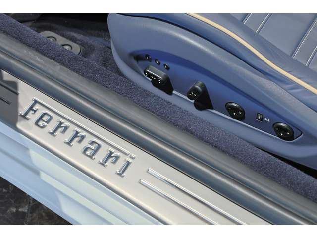 صورة مصغرة 49 لـ 2009 Ferrari CALIFORNIA