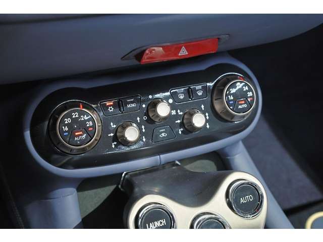 صورة مصغرة 56 لـ 2009 Ferrari CALIFORNIA