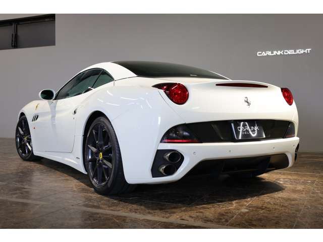 صورة مصغرة 6 لـ 2009 Ferrari CALIFORNIA