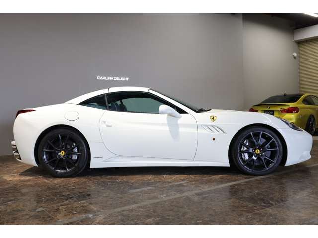 صورة مصغرة 4 لـ 2009 Ferrari CALIFORNIA