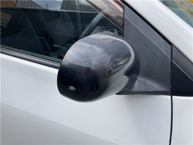 2010 Nissan AD — миниатюра 13