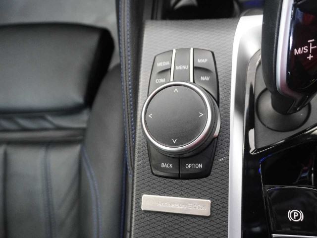 2022 BMW 5 SERIES — миниатюра 39