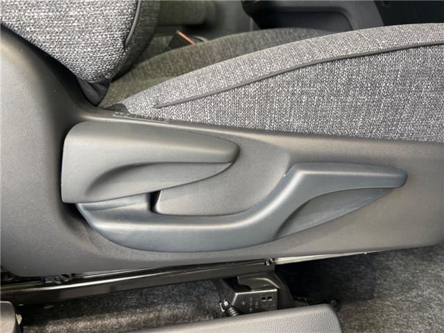صورة مصغرة 27 لـ 2026 Toyota SIENTA