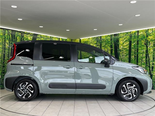 صورة 10 لـ 2026 Toyota SIENTA
