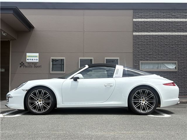 2015 Porsche 911 缩略图 4
