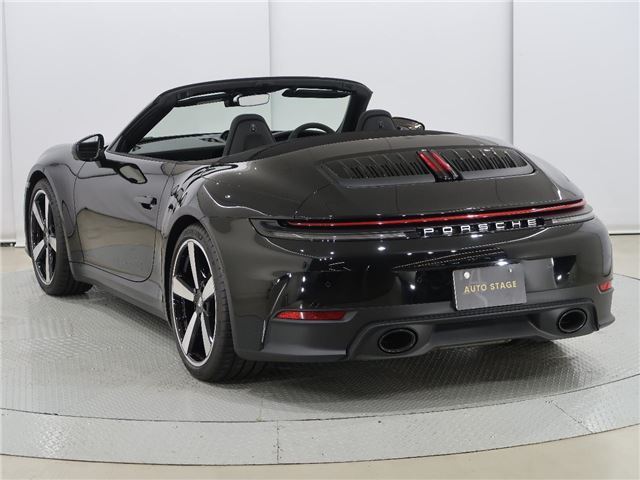 2025 Porsche 911 thumbnail 15