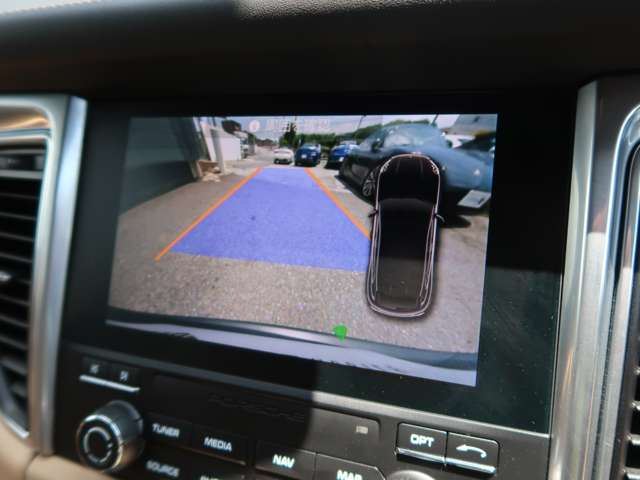 صورة مصغرة 12 لـ 2016 Porsche MACAN