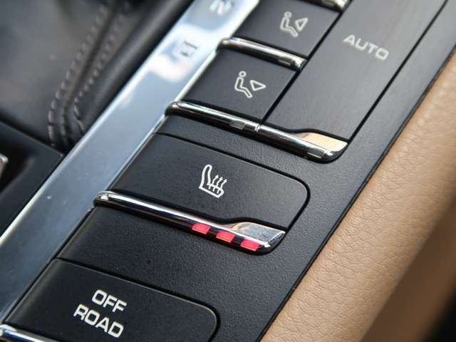 صورة مصغرة 8 لـ 2016 Porsche MACAN