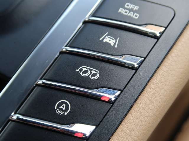 صورة مصغرة 7 لـ 2016 Porsche MACAN