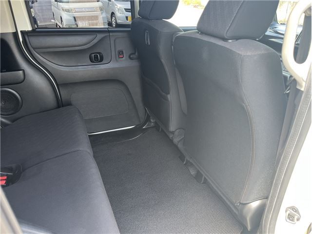 2011 Honda N-BOX CUSTOM — миниатюра 29