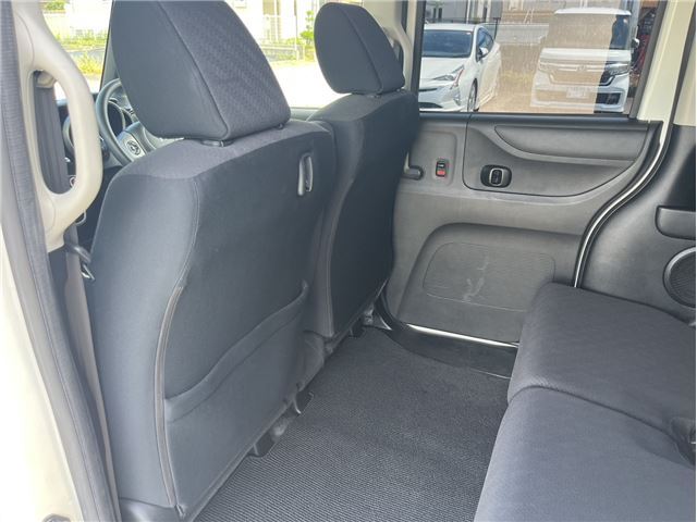 2011 Honda N-BOX CUSTOM — миниатюра 31