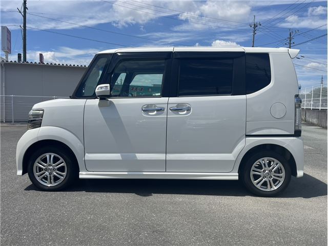 2011 Honda N-BOX CUSTOM — миниатюра 8