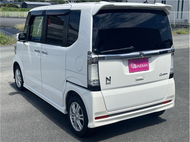 2011 Honda N-BOX CUSTOM — миниатюра 4