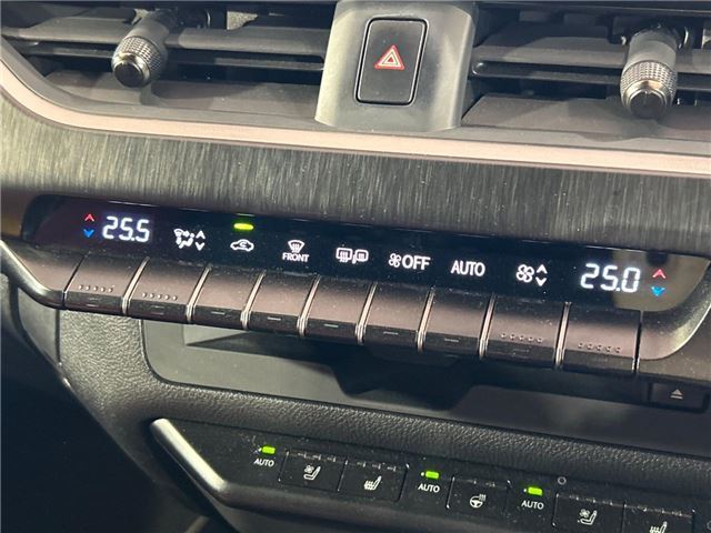 2018 Lexus UX thumbnail 27