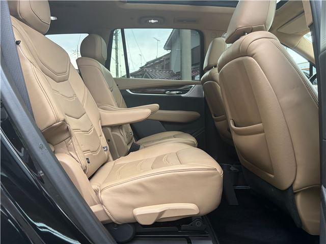 صورة مصغرة 32 لـ 2020 Cadillac XT6
