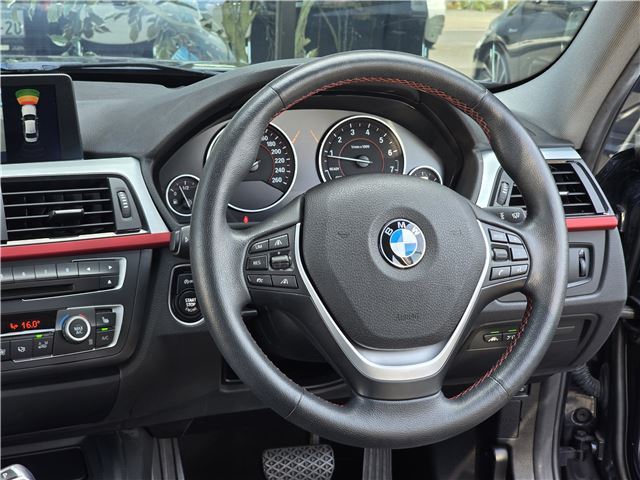 2015 BMW 3 SERIES photo 9