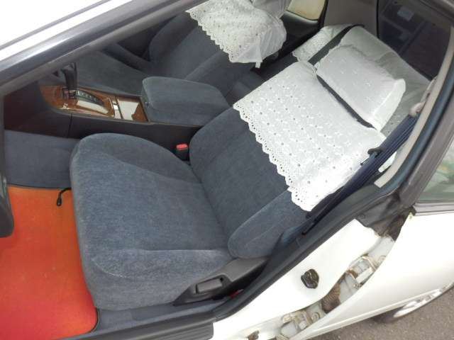 صورة مصغرة 12 لـ 1998 Nissan GLORIA