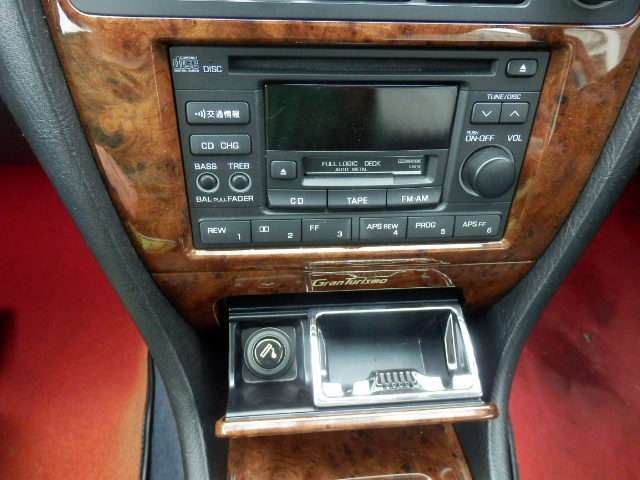 صورة مصغرة 17 لـ 1998 Nissan GLORIA