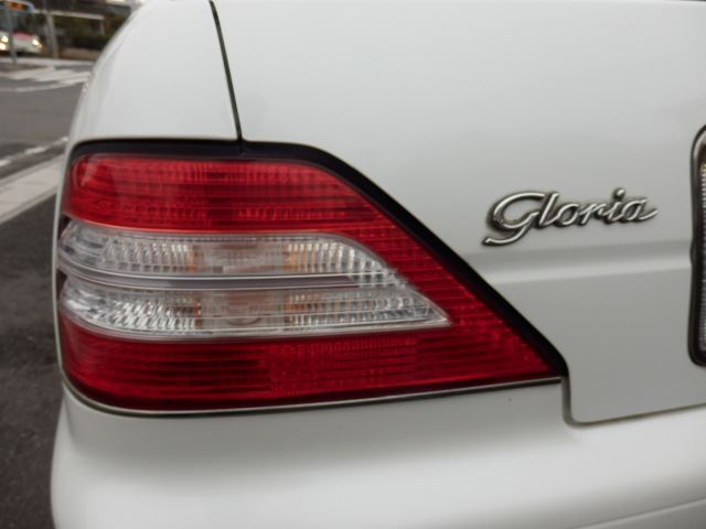 صورة مصغرة 28 لـ 1998 Nissan GLORIA