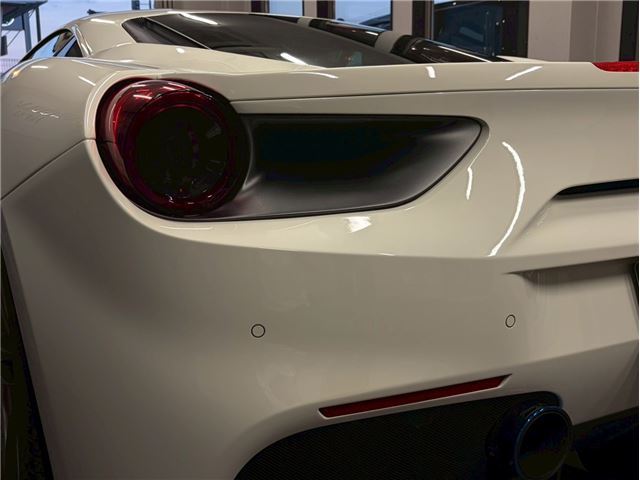 2018 Ferrari 488 GTB — миниатюра 18