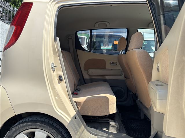 صورة مصغرة 35 لـ 2006 Nissan MOCO