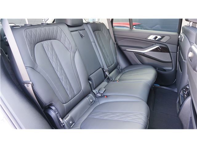 2024 BMW X5 缩略图 27