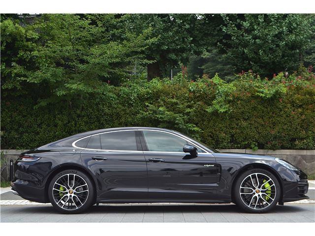 صورة مصغرة 3 لـ 2024 Porsche PANAMERA