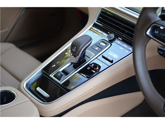 صورة مصغرة 11 لـ 2024 Porsche PANAMERA