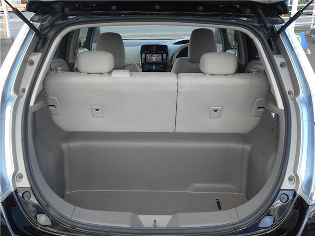 2011 Nissan LEAF — миниатюра 23