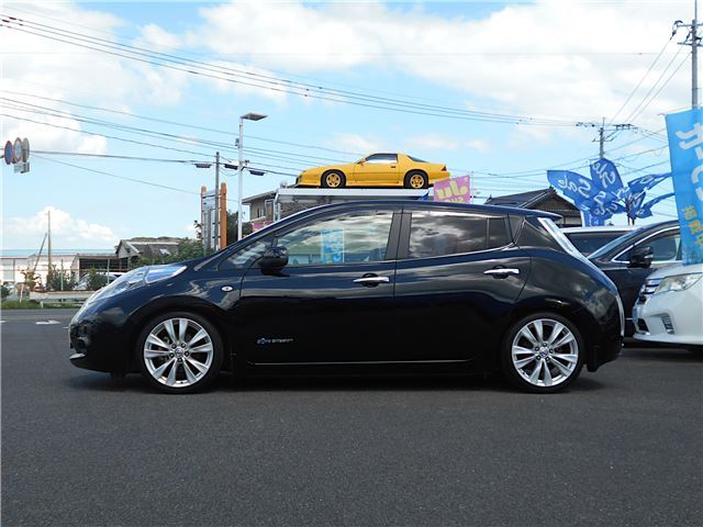 2011 Nissan LEAF — миниатюра 6