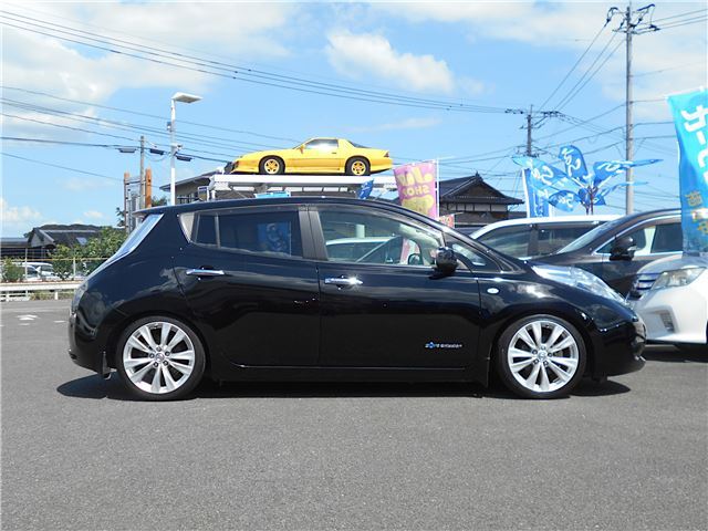 2011 Nissan LEAF — миниатюра 5
