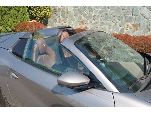 صورة مصغرة 12 لـ 2020 Ferrari 812 GTS