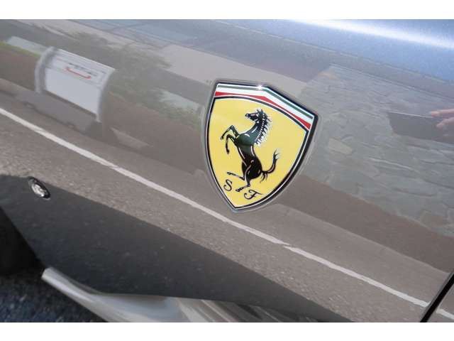صورة مصغرة 34 لـ 2020 Ferrari 812 GTS