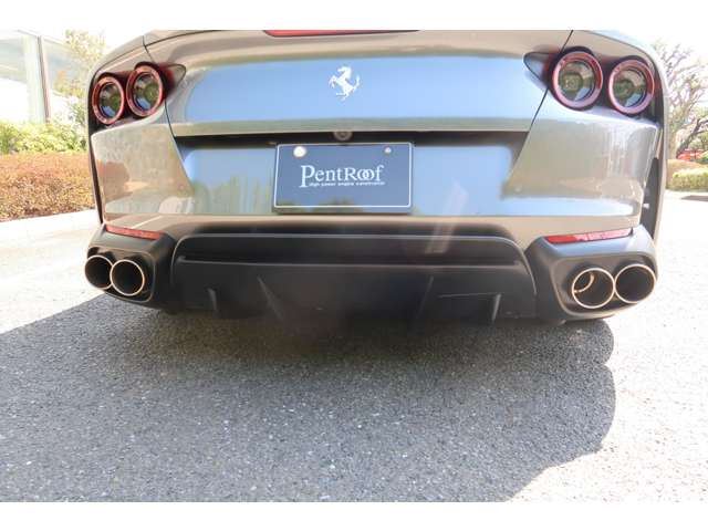 صورة مصغرة 37 لـ 2020 Ferrari 812 GTS