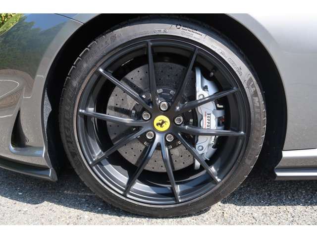 صورة مصغرة 50 لـ 2020 Ferrari 812 GTS
