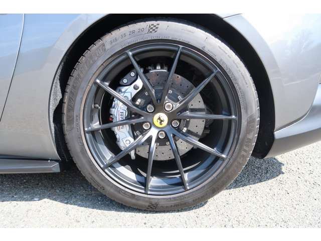 صورة مصغرة 52 لـ 2020 Ferrari 812 GTS