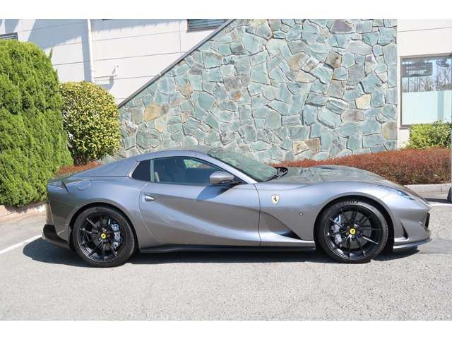صورة 4 لـ 2020 Ferrari 812 GTS